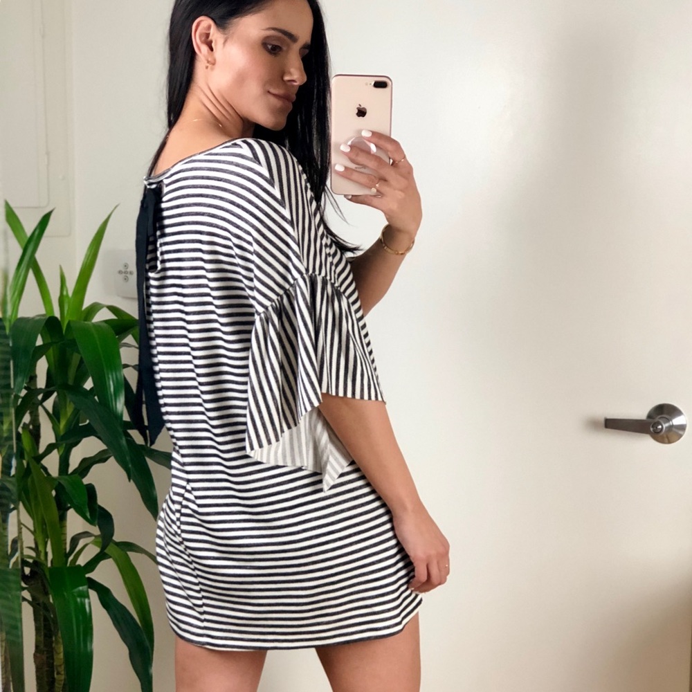 🔥🙏🏼 TWILIGHT Relaxed Striped Tunic - Picture 4 of 8
